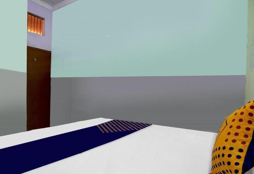 Spot On Hotel Royal Residency