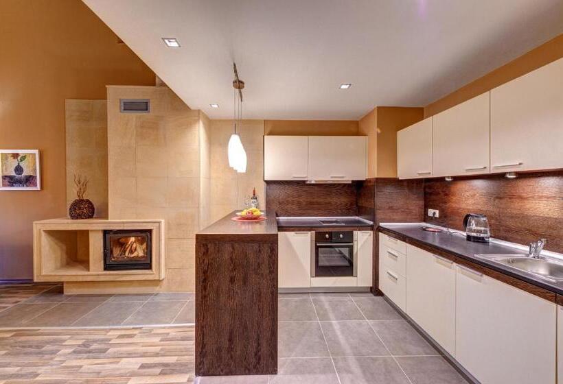 апартаменти свети трифон