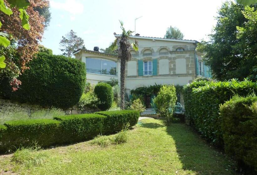 住宿加早餐  Beaux Chênes