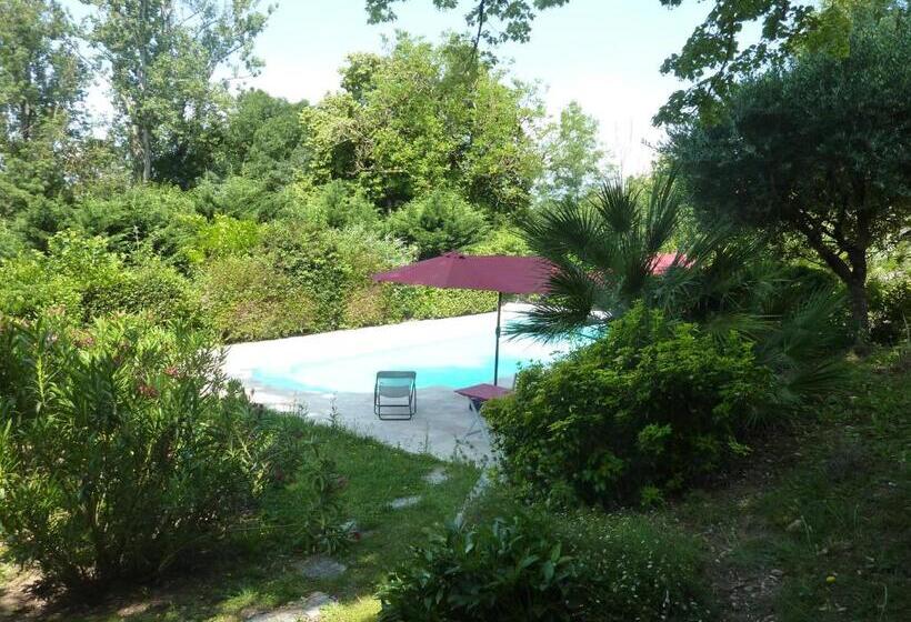 住宿加早餐  Beaux Chênes