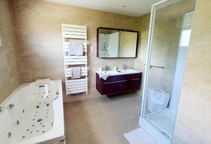 Bed and Breakfast Chambre Balnéo à Chaumont