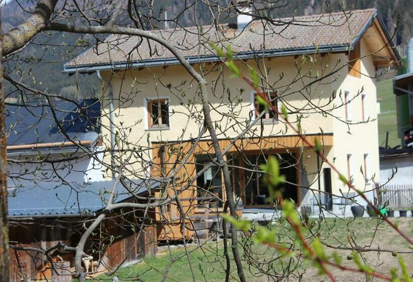 ベッドアンドブレックファースト Paclera79