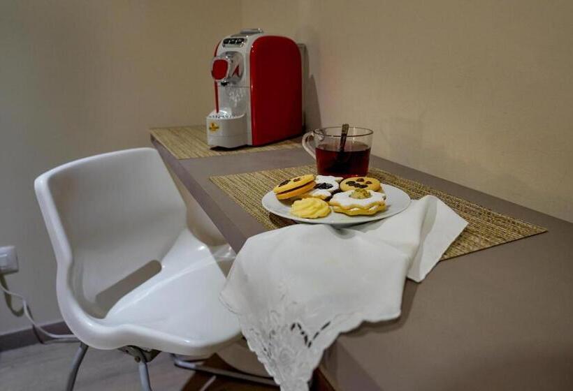 مبيت وإفطار Villa Cantoni