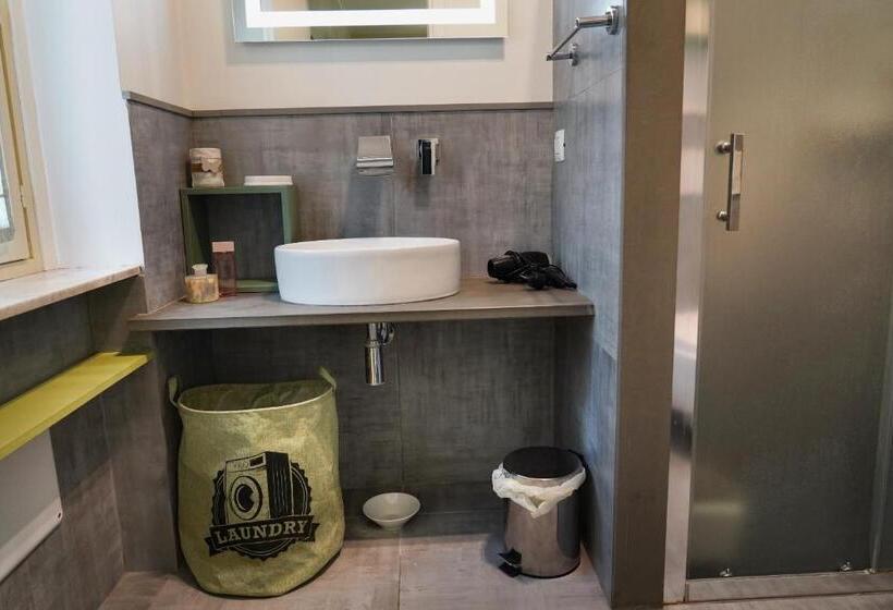 مبيت وإفطار Villa Cantoni