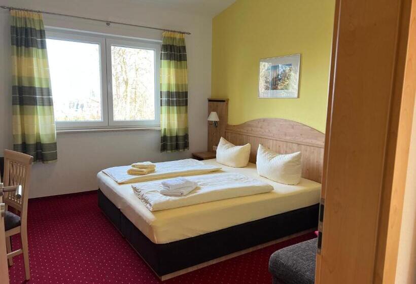 Gaststätte & Pension Waldschlösschen