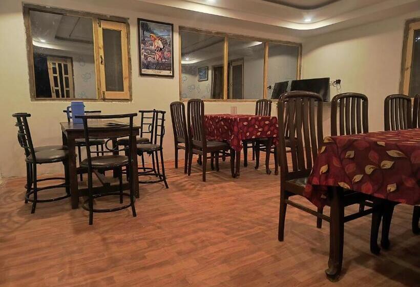 هتل Paradise Hills Dalhousie Panchpula   Near Panchpula Water Fall