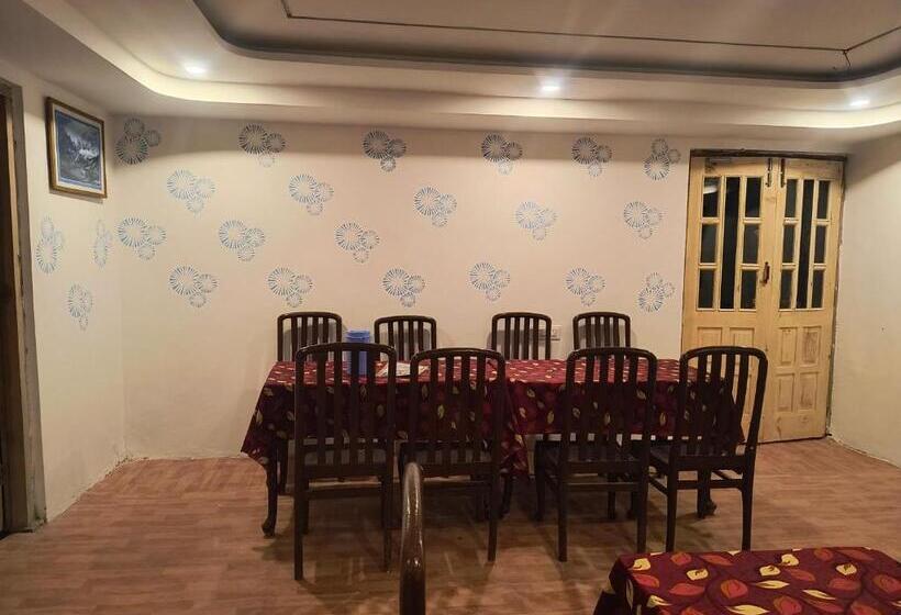 هتل Paradise Hills Dalhousie Panchpula   Near Panchpula Water Fall