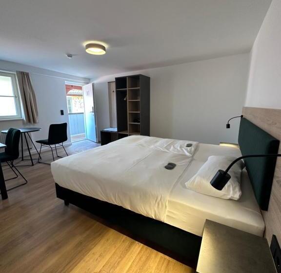 Hopfenhotel Am Adenauerufer