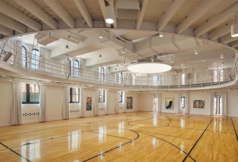 21c Museum Hotel St Louis