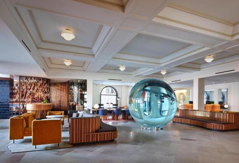 21c Museum Hotel St Louis