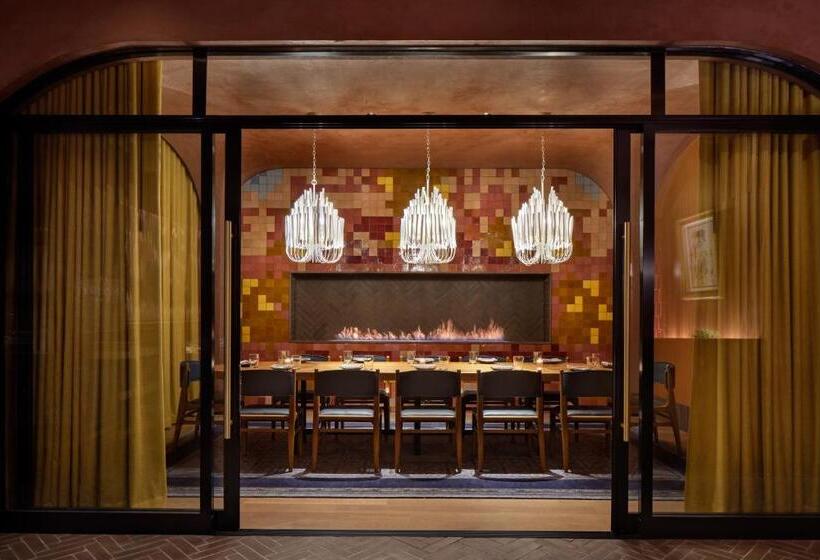 21c Museum Hotel St Louis