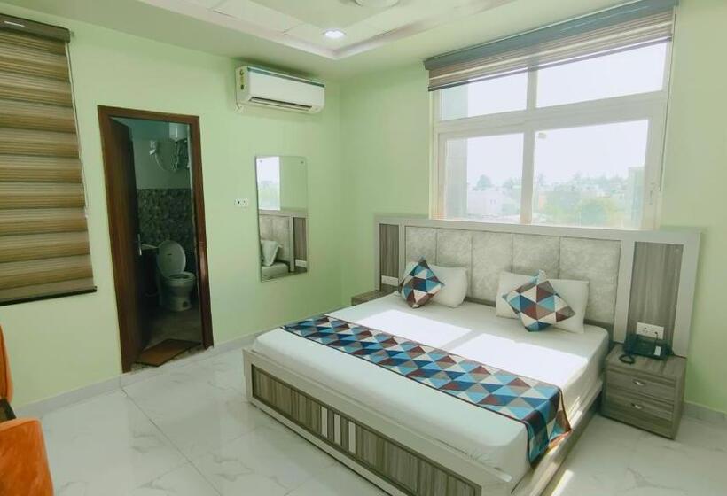 Отель Amar Palace Bharatpur