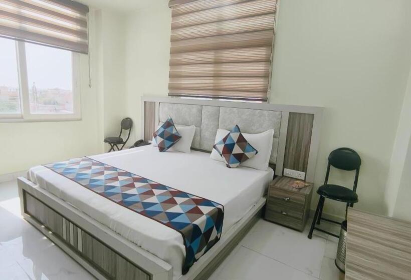 Отель Amar Palace Bharatpur