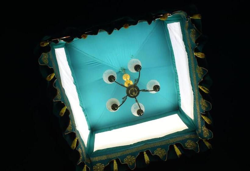 فندق Ananda Resort