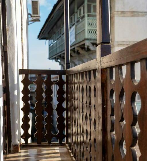 בית מלון כפרי Aurelia Zanzibar