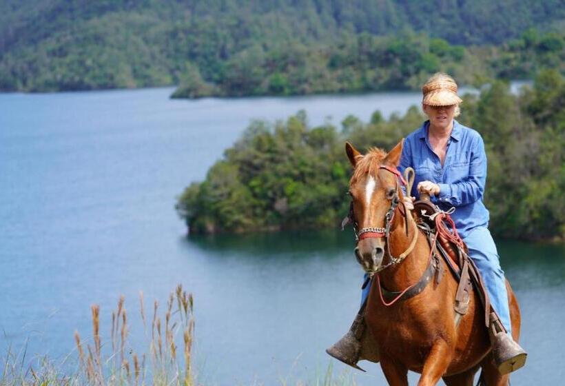 בית מלון כפרי Bethel Lozana Guatape