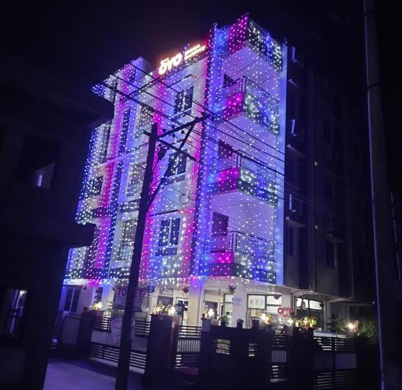 호텔 Bhimas Residency