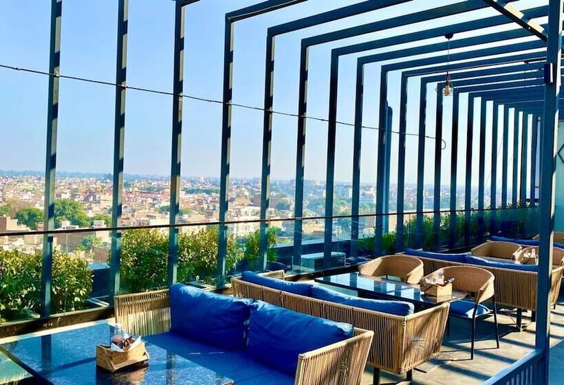 فندق Ganga Residency