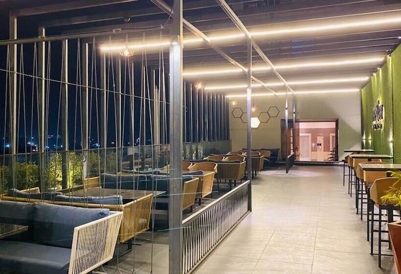 فندق Ganga Residency