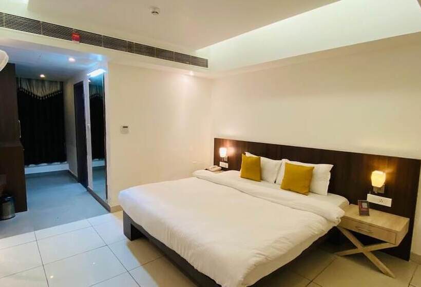 فندق Ganga Residency