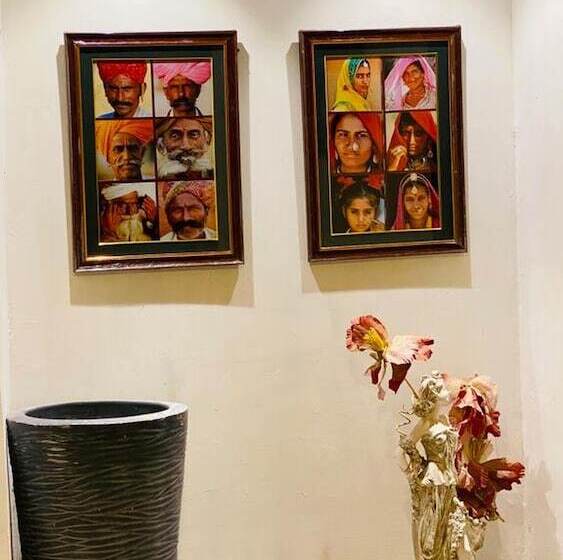 فندق Ganga Residency