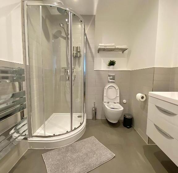 胶囊酒店 Goodwin St