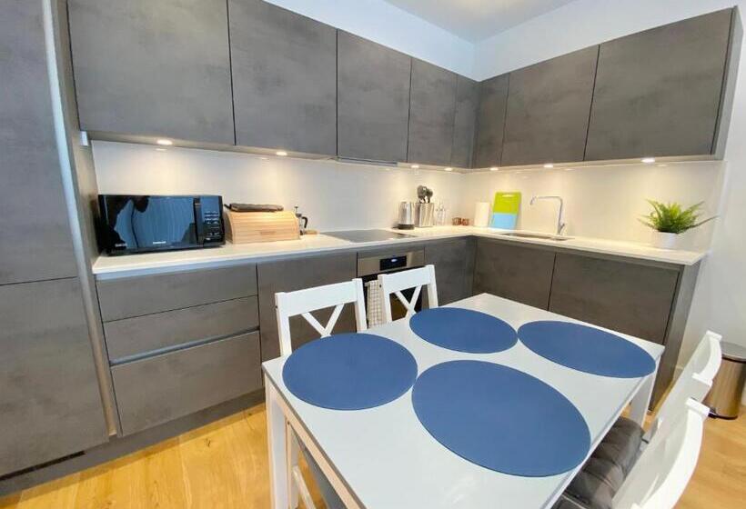 胶囊酒店 Goodwin St