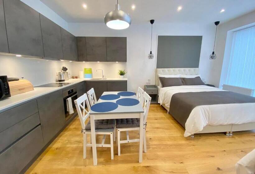 胶囊酒店 Goodwin St