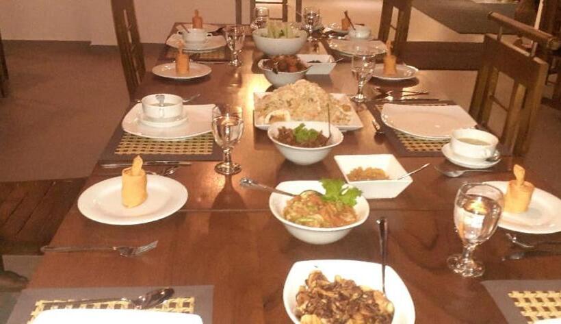 Отель Eden Grand