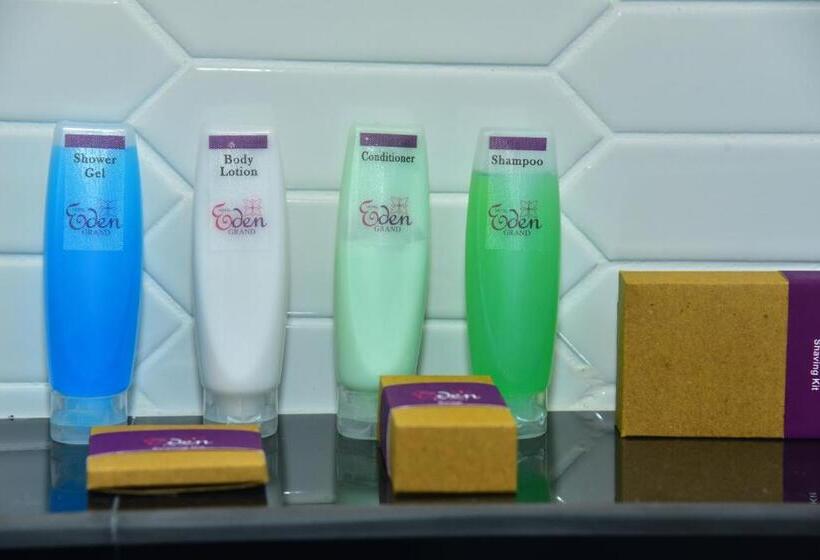 Отель Eden Grand