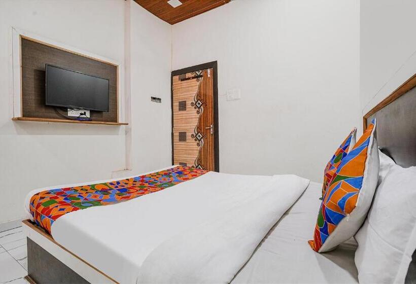 ホテル Fabexpress Sai Lodging I   Nr Nashik Railway Station