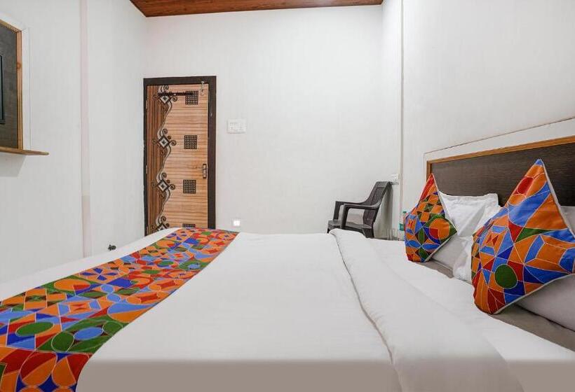 ホテル Fabexpress Sai Lodging I   Nr Nashik Railway Station