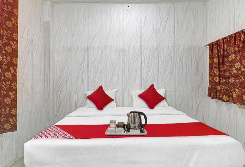 Отель Flagship Sana Guest House Near Chaudhary Charan Singh International Airport