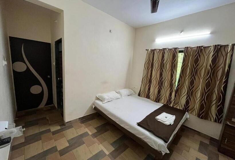 בית מלון כפרי Happy Vibes Resort