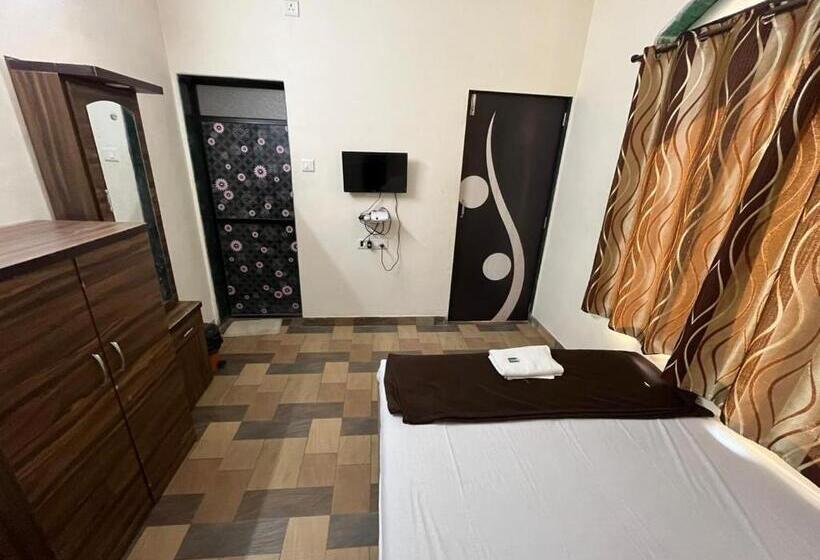 בית מלון כפרי Happy Vibes Resort