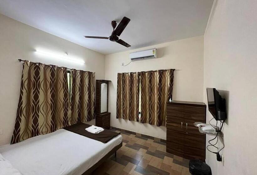 בית מלון כפרי Happy Vibes Resort