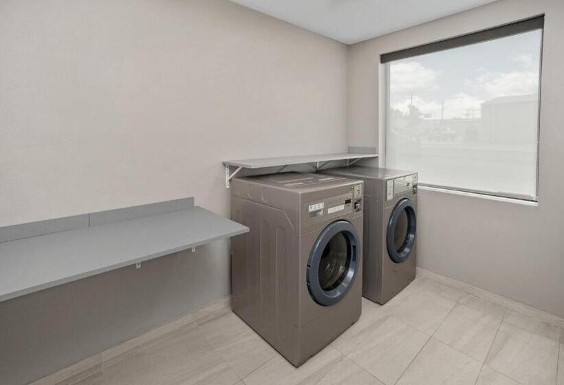 酒店 Holiday Inn Express Hattiesburg West Univ Area