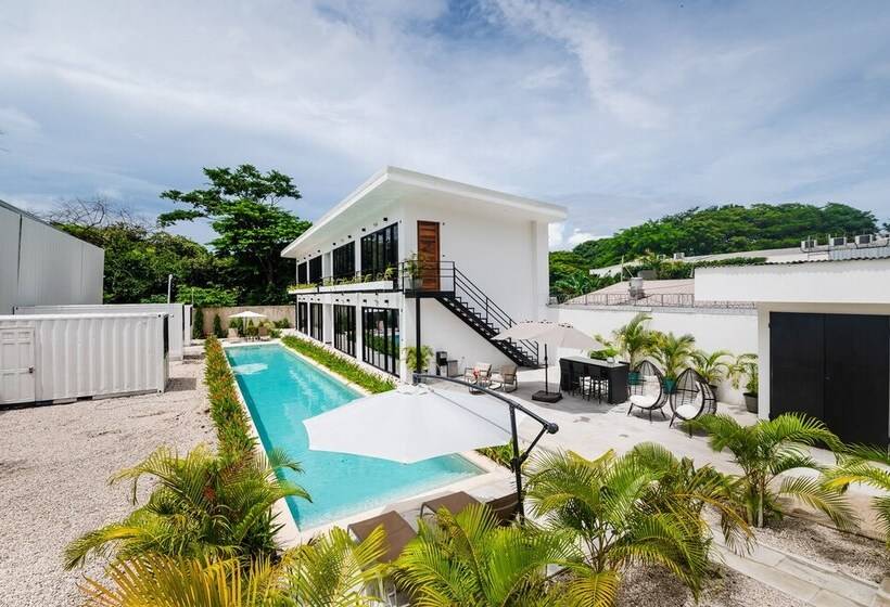 ホテル House Of Nomad   Adults Only