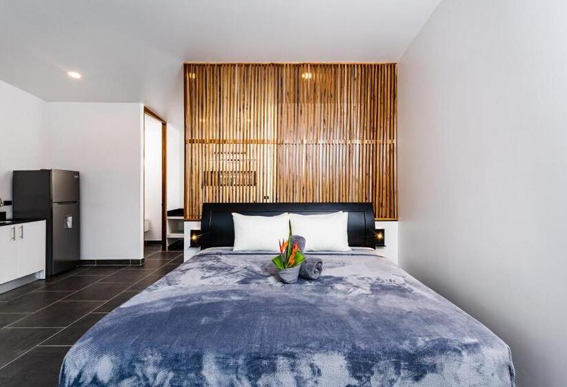 ホテル House Of Nomad   Adults Only