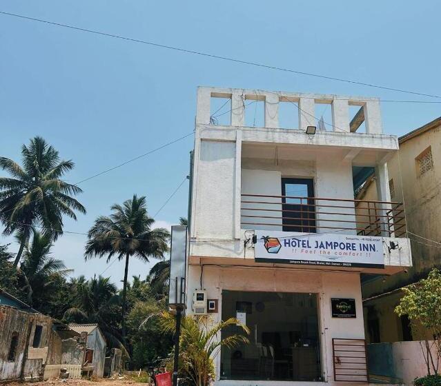 ホテル Jampore Inn