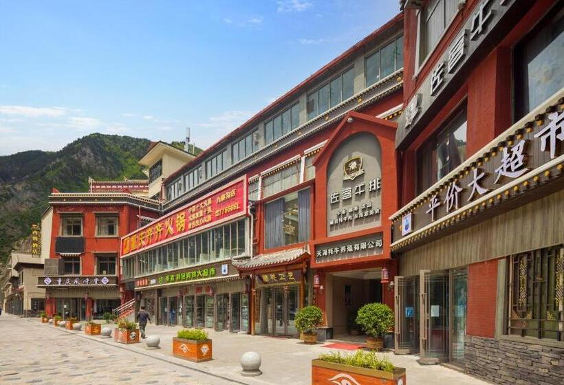 Отель Jiuzhaigou Cloudy