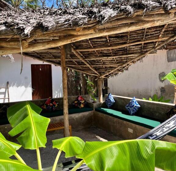 فندق Karanga Bungalows