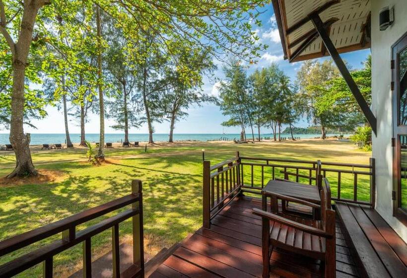 فندق Koh Chang Longstay Resort