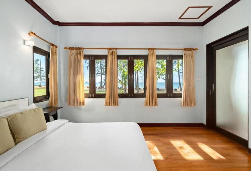 هتل Koh Chang Longstay Resort