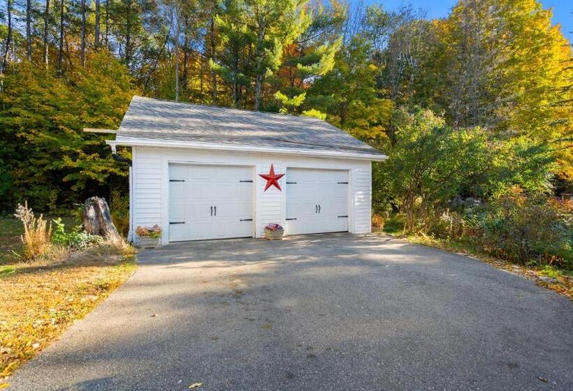 ホテル Launchpoint Lodge