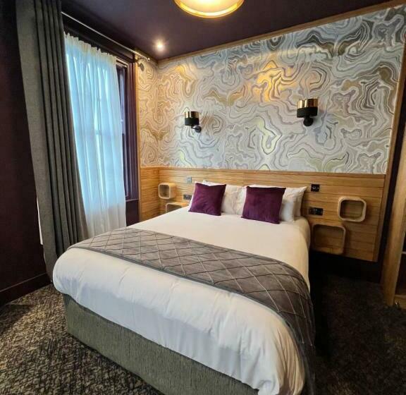 בית מלון כפרי Lough Rooms At The Artisan