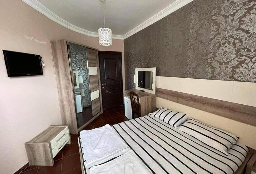 בית מלון כפרי Megobroba