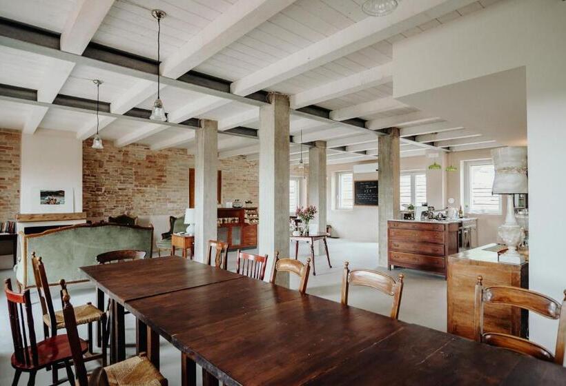 فندق Monna Terra B&b