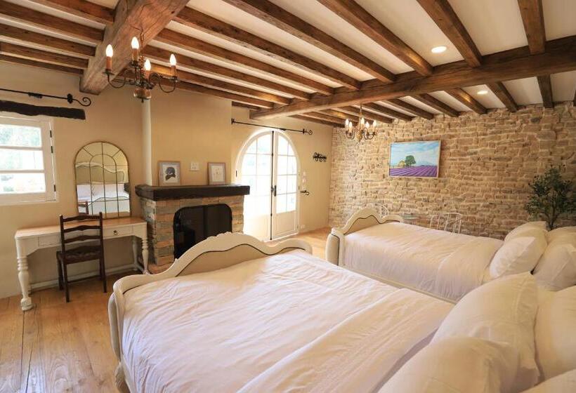 فندق Moon River Village