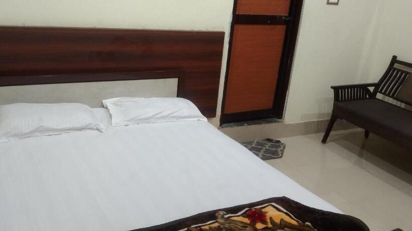 酒店 New Milan Palace, Deoghar